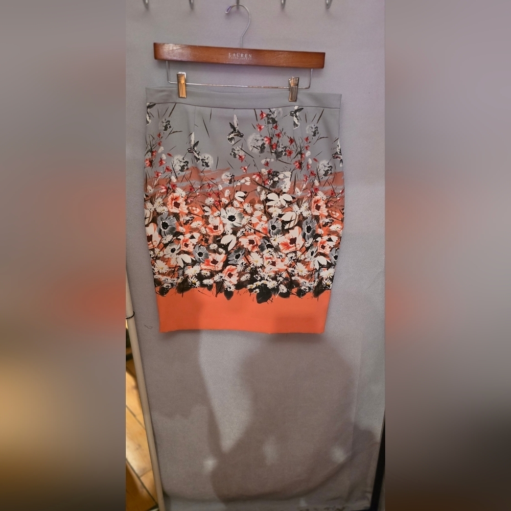 Not Available Cleo Gray and Orange Floral Pencil Skirt